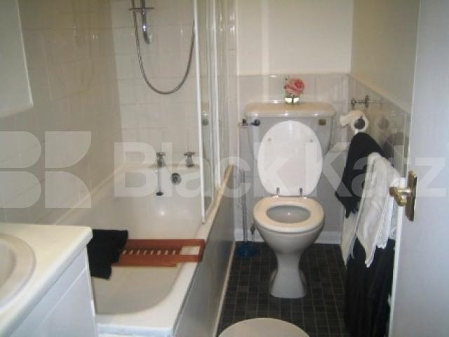 			AMAZING LOCATION!!!, 1 Bedroom, 1 bath, 1 reception Flat			 Highgate West Hill, HIGHGATE